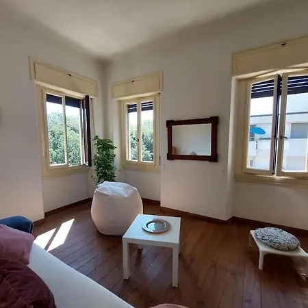 Villino Fontanella * Viareggio